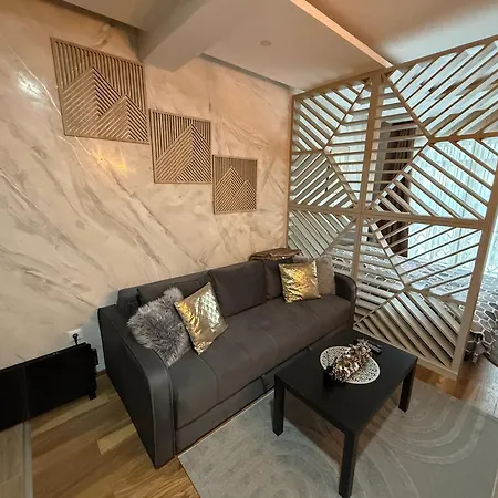 Grand Elegant & Kop *