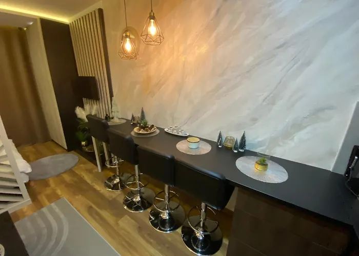 Grand Elegant & Kop Apartamento