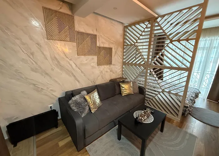 Grand Elegant & Kop *